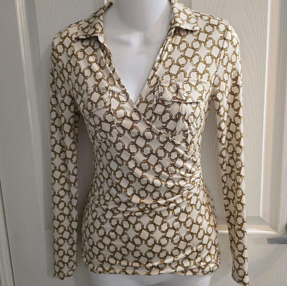 NWT Timing Blouse Cream and Gold size Small